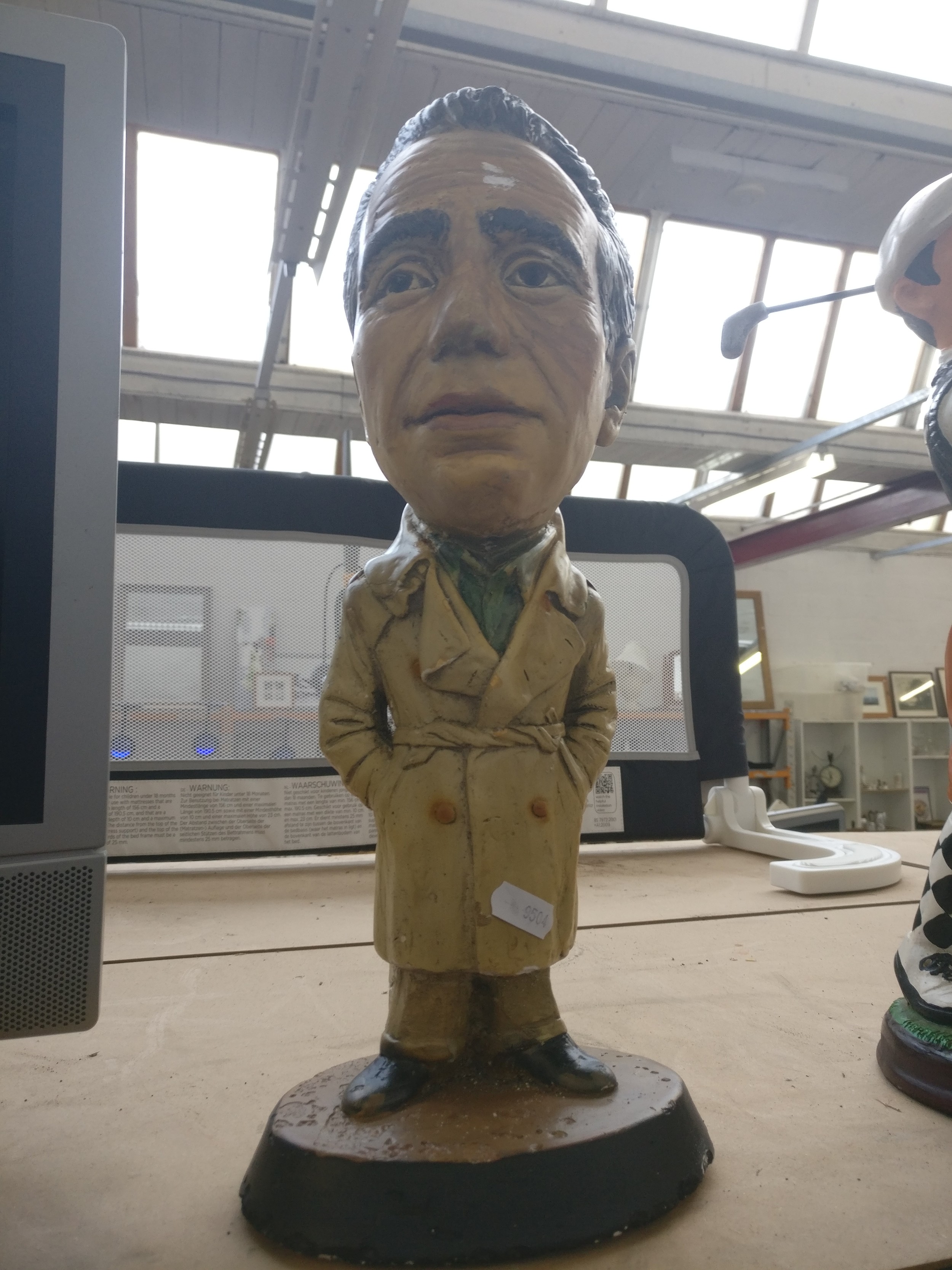 Cast figure