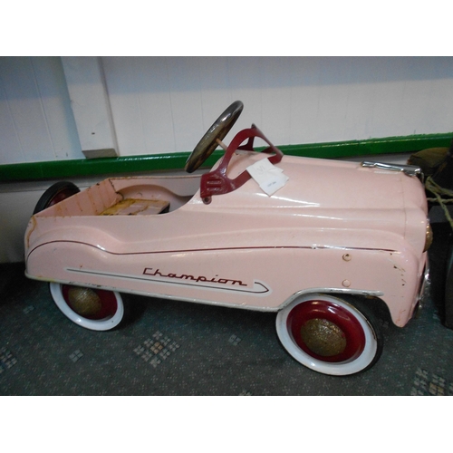 286 - Retro Champion Metal Kids Pedal Car