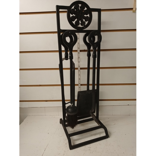 376 - Wrought Iron Companion Set