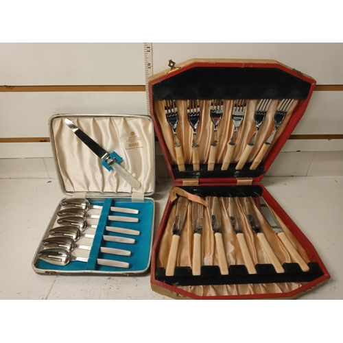 428 - 2 Cutlery Sets