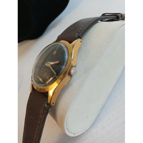 197 - Early Rolex Gents Wrist Watch with Black Dial. Second hand needs replacing but is there under the gl... 