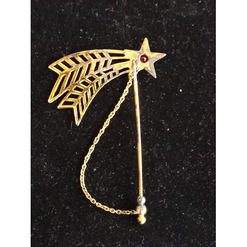 220 - Silver Shooting Star Pin Badge