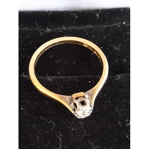 135 - 18 ct Gold & 20 points of Diamond Solitaire, Size L