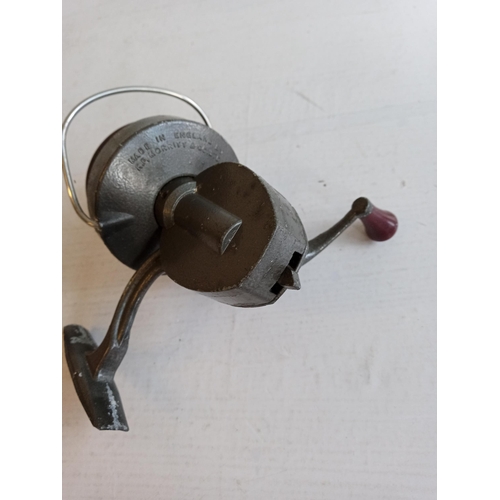 352 - KP Morrit & Co Vintage Fishing Reel