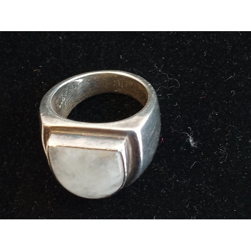 174 - Silver & Moon Stone Ring, Size P