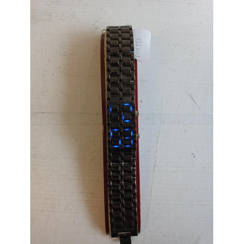 111 - Digital Bracelet Watch