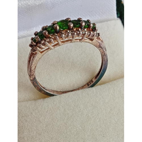 144 - Ladies Silver & Green Stone Ring, size P