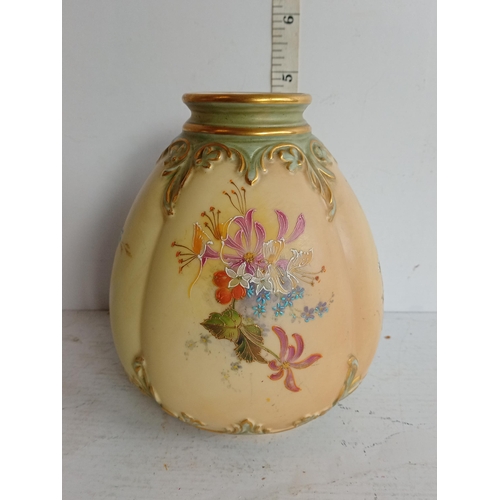 47 - Royal Worcester Pot