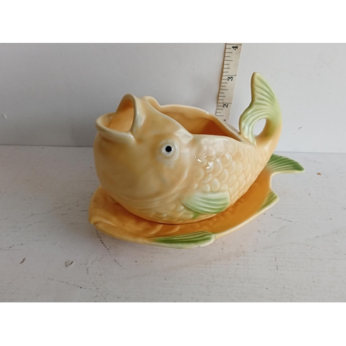 53 - Shorter Fish Sauce Boat with Drip Plate