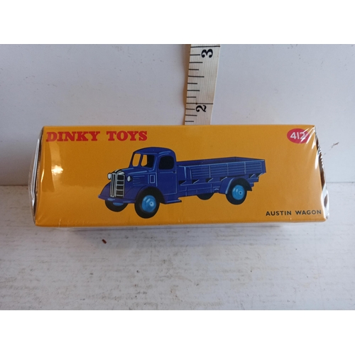 10 - Dinky Super Toy Austin Open Wagon, no 412. Boxed & Mint with Certificate