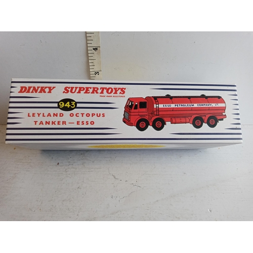 16 - Dinky Super Toy Leyland Octopus Esso Tanker, No 943,  Boxed & Mint with Certificate