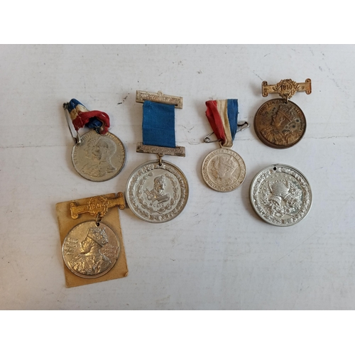 31 - Selection of Assorted Medals