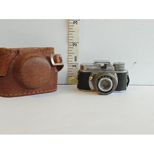 12 - Peca Miniature Camera with Case