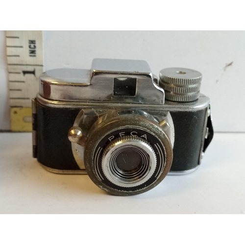 12 - Peca Miniature Camera with Case