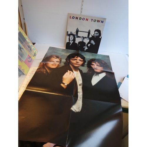 69 - Wings London Town LP, In Lovely condition