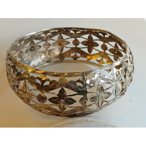 127 - Silver Bangle