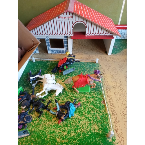 185 - Play Craft Farmyard with Britain's Animals, Collection Only