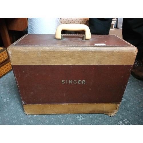 315 - Vintage Singer Sewing Machine in Case, Collection Only