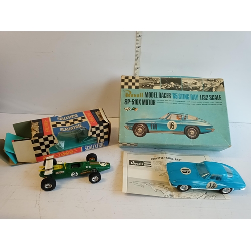 92 - 2 Vintage Scalextric Cars Boxed