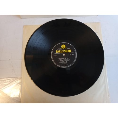 105 - The Beatles Help Lp, In Lovely Condition