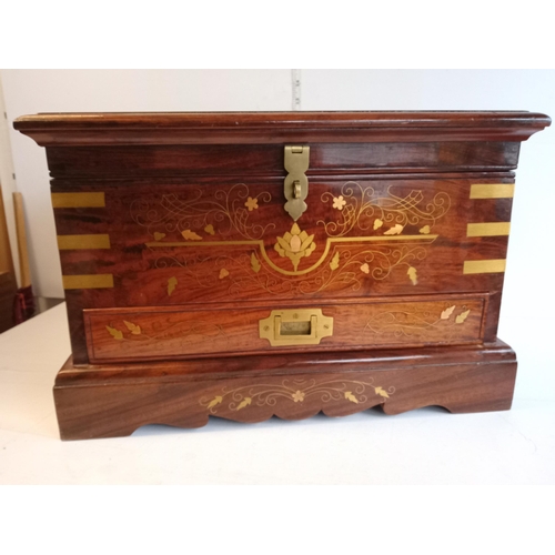 155 - Beautiful Mahogany Inlaid Brass Banding Treasure Trunk. Beautiful Condition.
Collection Only