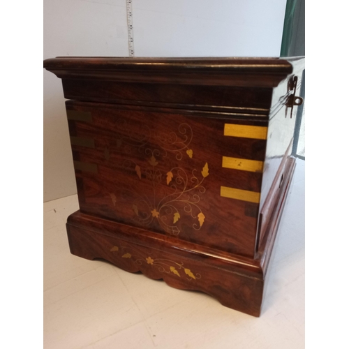 155 - Beautiful Mahogany Inlaid Brass Banding Treasure Trunk. Beautiful Condition.
Collection Only