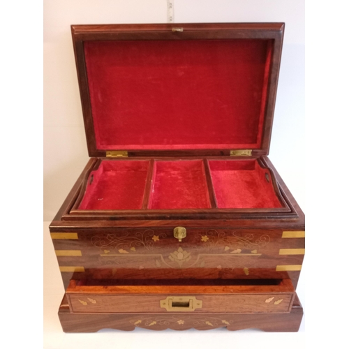 155 - Beautiful Mahogany Inlaid Brass Banding Treasure Trunk. Beautiful Condition.
Collection Only