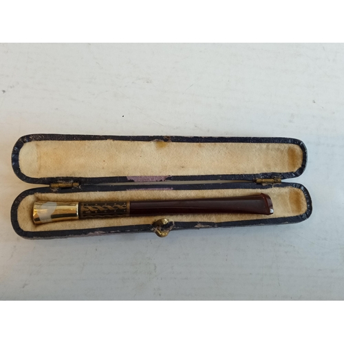 164 - Vintage Cheroot in Case