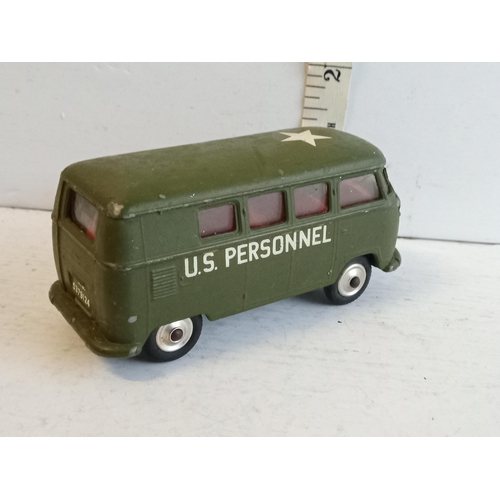 172 - Corgi US Personnel Van