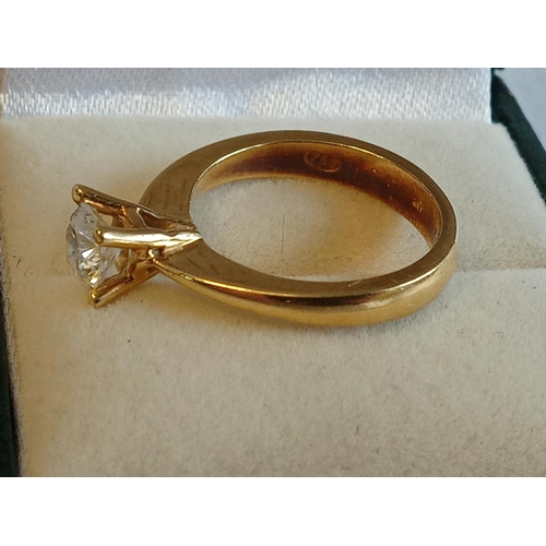 180A - 18ct Gold with  1/2 ct Clear Diamond Ring, Lovely Piece. Size L