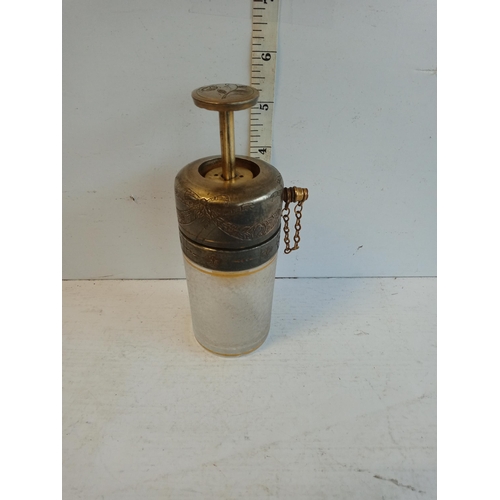 290 - Ornate Perfume Atomiser