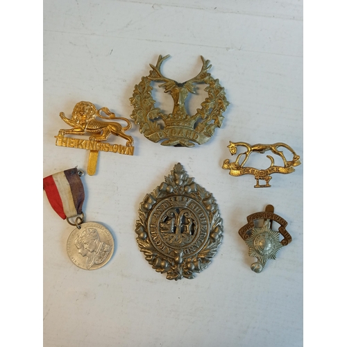 65 - Good Selection of Cap Badges & Other