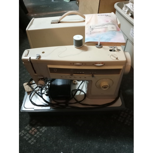 152 - Singer 513 Sewing Machine, Collection Only