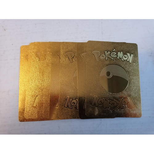 327 - 10 Gold Pokemon Cards