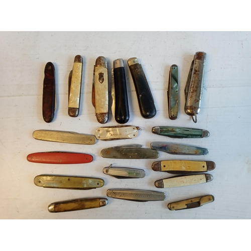 340 - Good Large Selection of Assorted Pen Knives