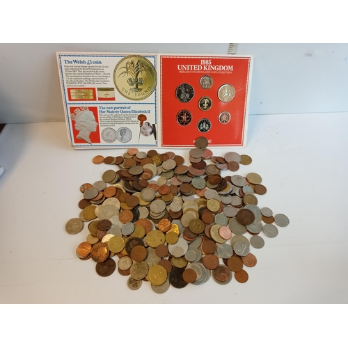 25 - Selection of Assorted Coins