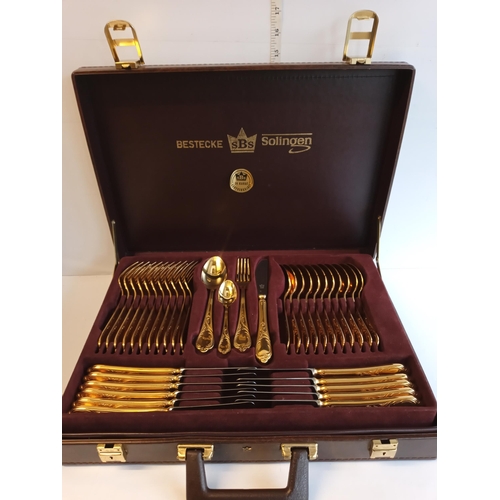 52 - Bestecke Solingen 24ct Gold Plate Complete Canteen of Cutlery in Case. Lovely Set