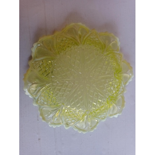 22 - Lemon Glass Vaseline Bowl