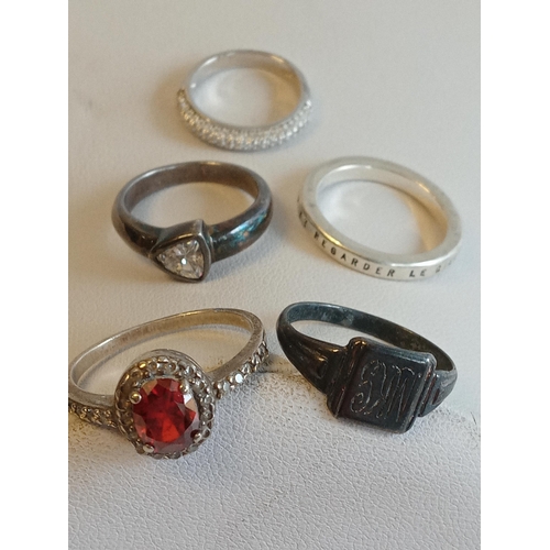 318 - 5 Assorted Silver Ladies Rings