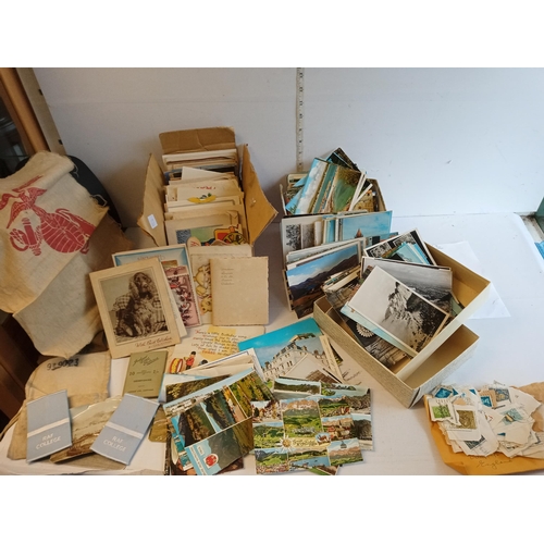 67 - Very Large Selection of Post Cards, Xmas Cards & Other