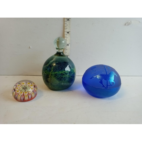 80 - 3 Paper Weights