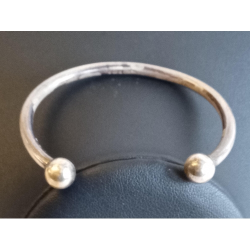 125A - Silver Torque Bangle