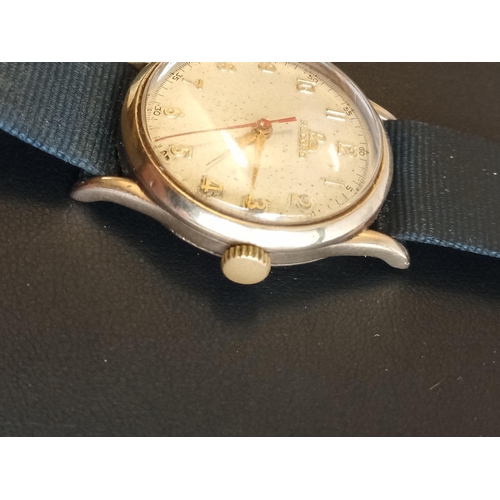 10 - Record 9ct Gold Gents Wrist Watch. GWO