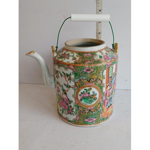 114 - Cantonese Tea Pot