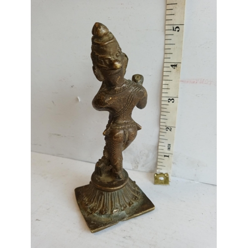 189 - 18th Century Indian Bronze Figure of a Musician