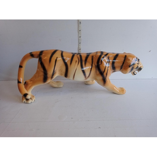 100 - Large Ceramic Tiger