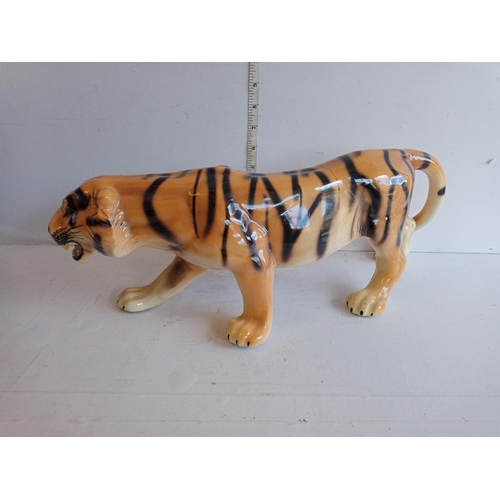 100 - Large Ceramic Tiger