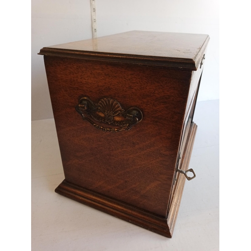 112 - Beautiful Smokers Pipe Chest