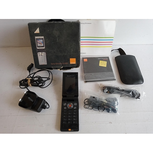 378 - Retro Sony Ericson W380i Walkman Phone with Box & Accessories