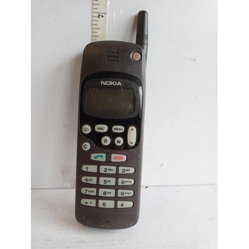 384 - Nokia NHE- 5NX Vintage Mobile Phone